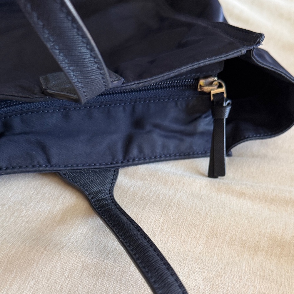 Tory Burch Dark Blue ELLA Tote with Logo - Picture 9 of 13